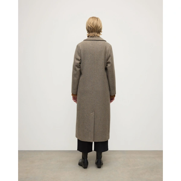 Johnstons of Elgin The Great Coat in Brown