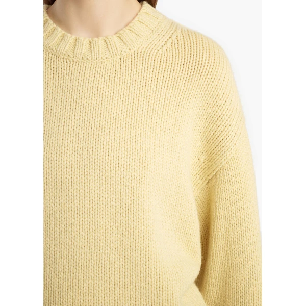 Khaite Gemma Sweater in Light Yellow | Sweaters | Coveti