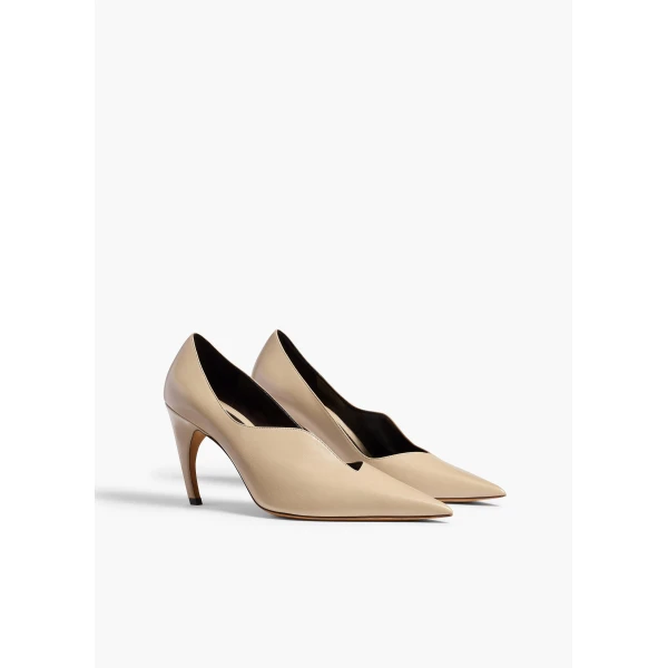 Khaite Vivien Pump in Taupe | Heels | Coveti