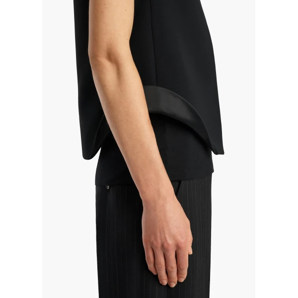 Khaite Vyn Gilet in Black Crepe | Jackets | Coveti