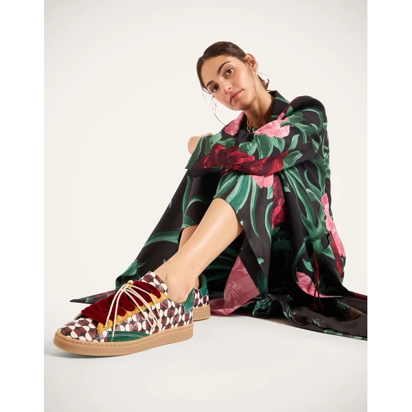 La DoubleJ All Time Low Top in Sfere Burgundy, view 4