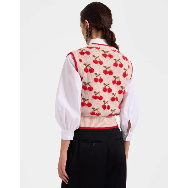 La DoubleJ Cherry Vest in Off White | Knitwear | Coveti