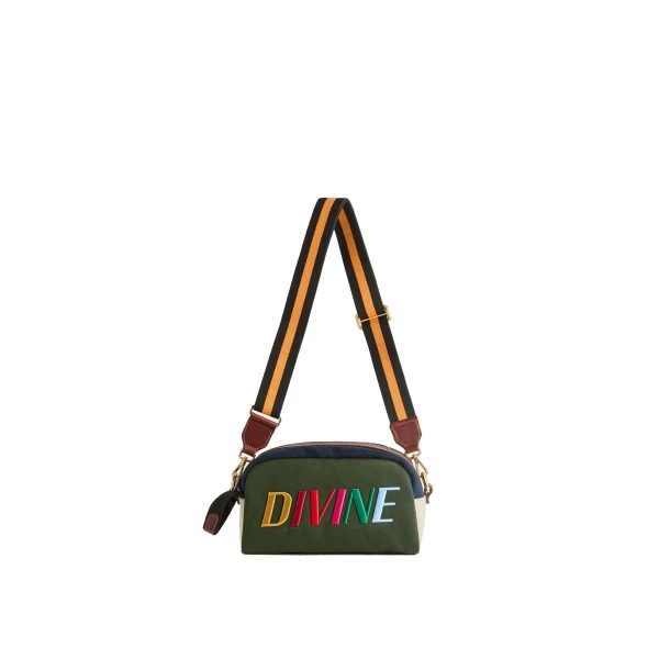 Divine Beauty Bag in Dark Green