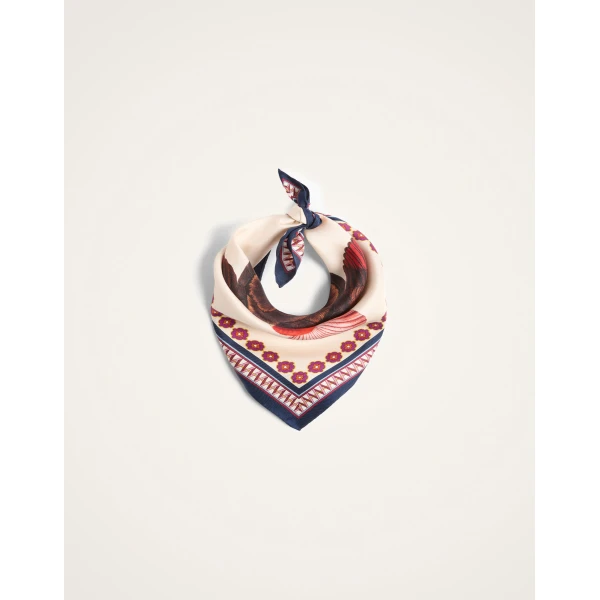 La DoubleJ Foulard 45 in Zooflora Turtlair Ivory, view 6