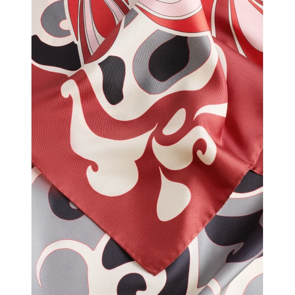 La DoubleJ Foulard 90 in Phoenix Bordeaux at Coveti