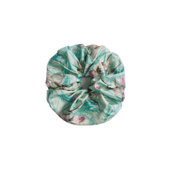 La DoubleJ Giga Scrunchie in Heath Mint at Coveti