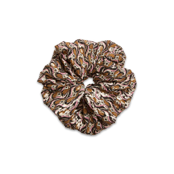 La DoubleJ Giga Scrunchie in Jive Pink at Coveti