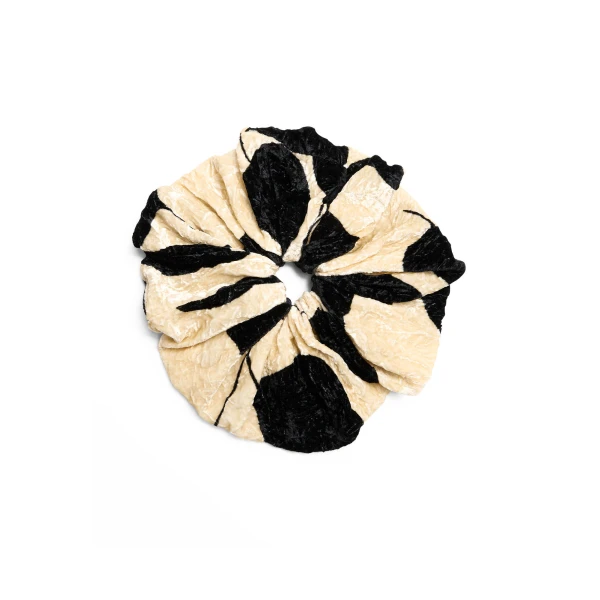 Giga Scrunchie in Lunaria Light Pink