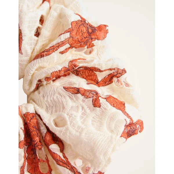La DoubleJ Giga Scrunchie in Mini Iris Dark Orange, view 4