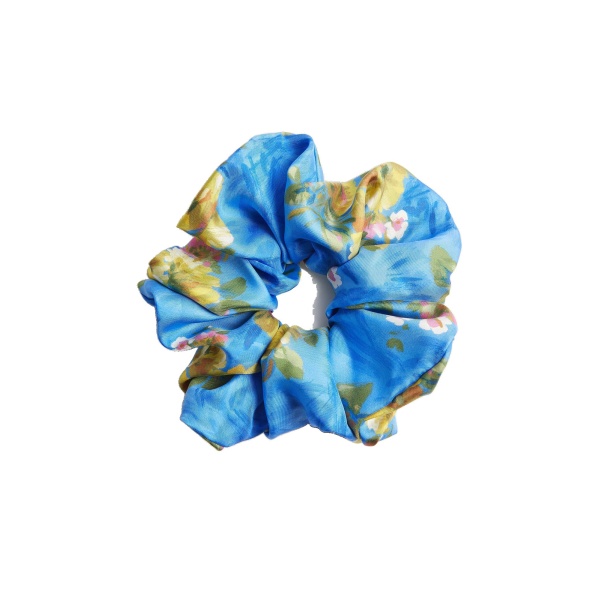 La DoubleJ Giga Scrunchie in Riptide Light Blue at Coveti