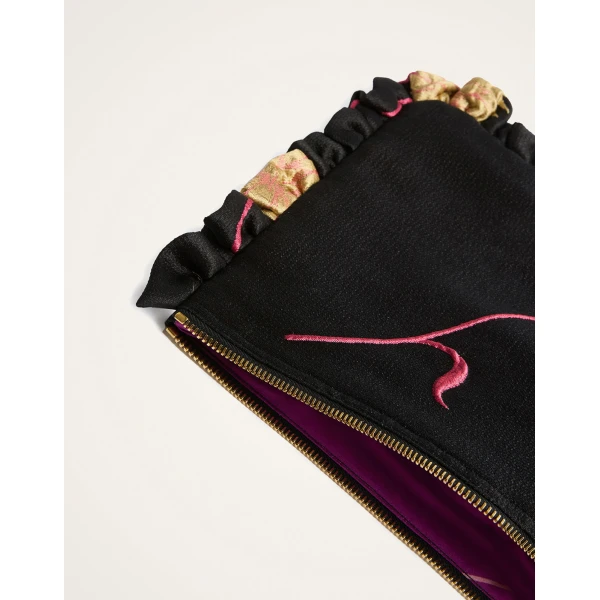 La DoubleJ Hand Pochette in Derby Black, view 5