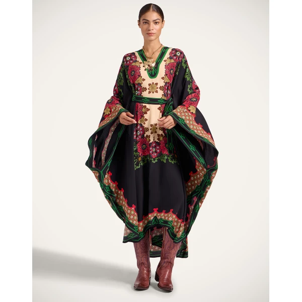 La DoubleJ Karis Kaftan in Bounty Red | kaftan | Coveti