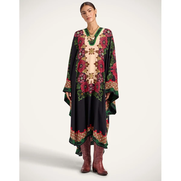 La DoubleJ Karis Kaftan in Bounty Red | kaftan | Coveti