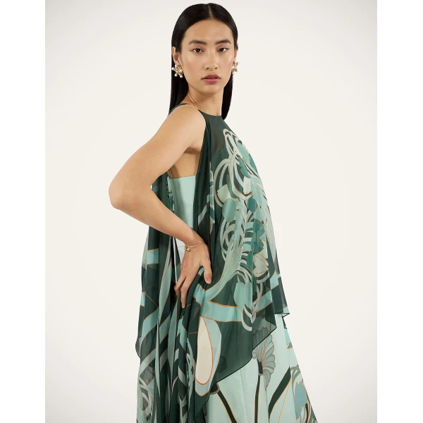 La DoubleJ Maria Cape in Blooming Tulip Dark Green at Coveti