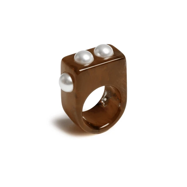 La DoubleJ Nefertiti Ring in Tortoiseshell, view 2