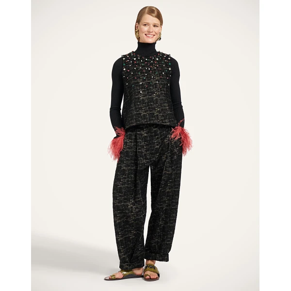 La DoubleJ Pleated Pants in Bicolor Black at Coveti