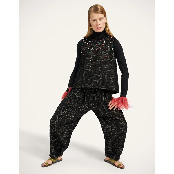 La DoubleJ Pleated Pants in Bicolor Black at Coveti
