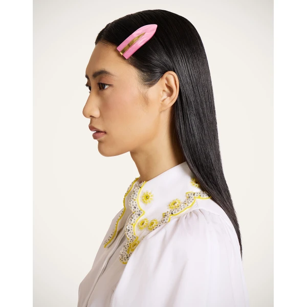La DoubleJ Salon Clip in Pink at Coveti