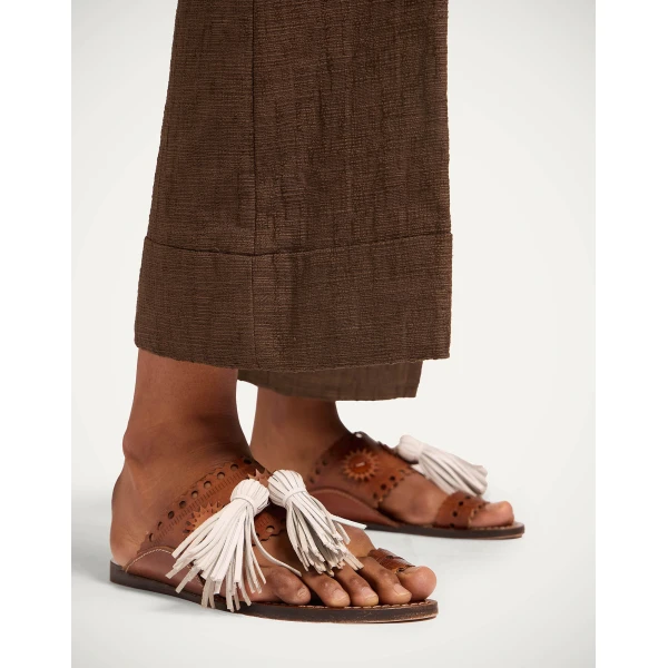 La DoubleJ Sandy Slides in Brown | Flip Flops & Slides | Coveti