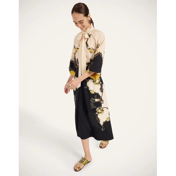La DoubleJ Santa Monica Skirt in Buttercup Black, view 4
