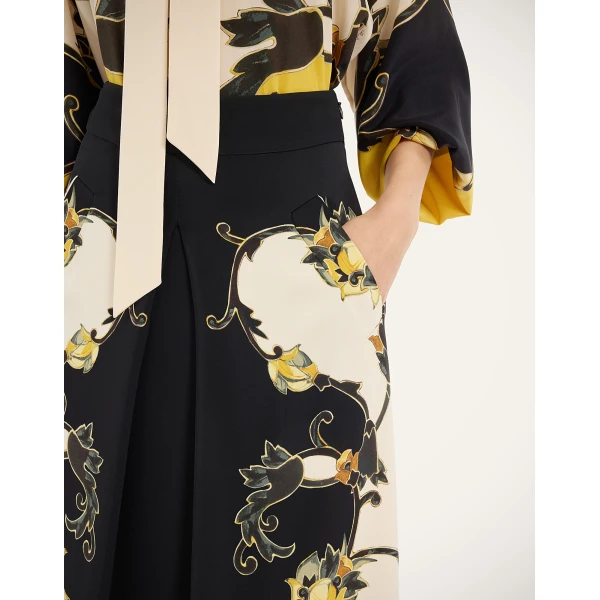 La DoubleJ Santa Monica Skirt in Buttercup Black, view 5