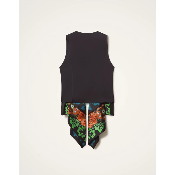 La DoubleJ Scarf Gilet in Bounty Red at Coveti