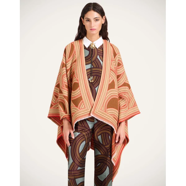 La DoubleJ Soul Poncho in Montecarlo Camel at Coveti