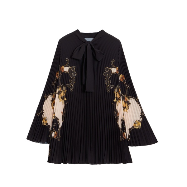La DoubleJ Twirling Tunic in Buttercup Black at Coveti