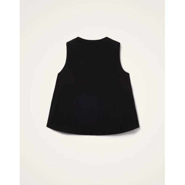 La DoubleJ V-Neck Scala Top in White | Tops | Coveti