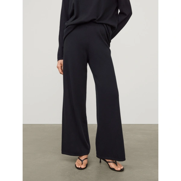 Lisa Yang Aina Trousers in Noir