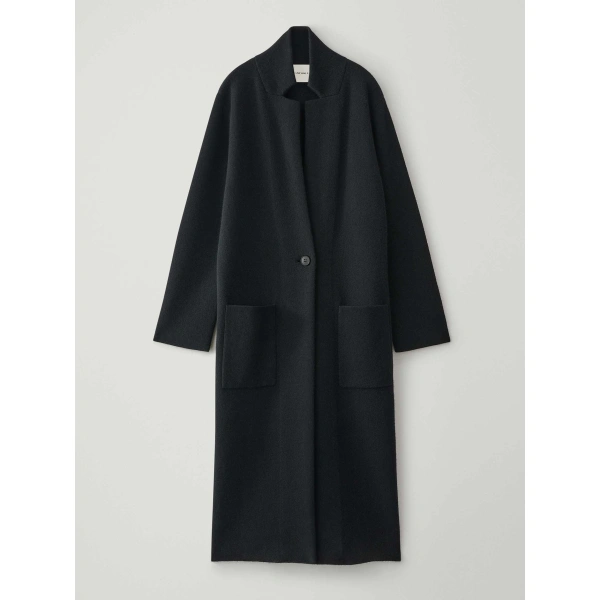 Amie Coat in Black