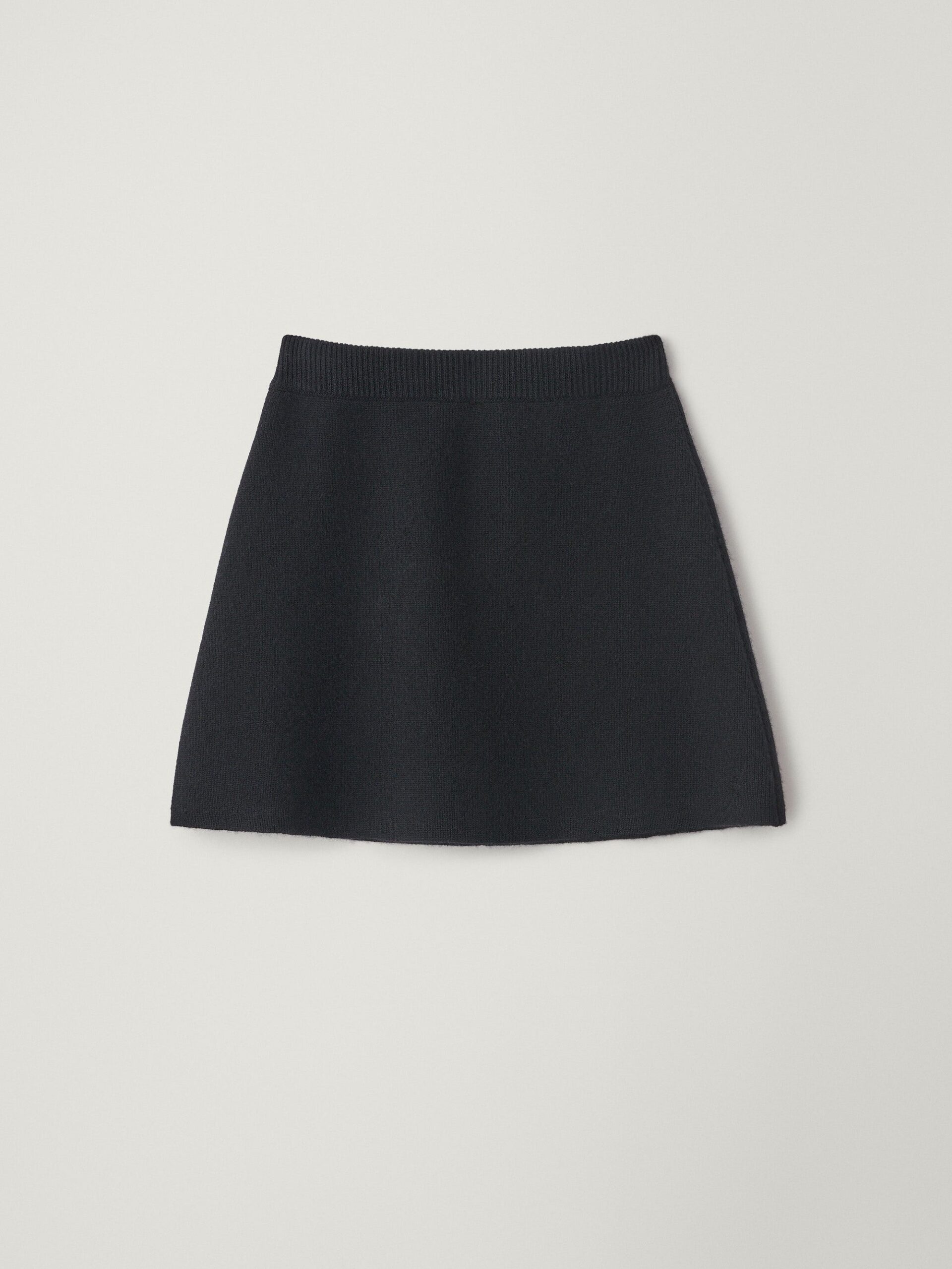 Lisa Yang Clare Skirt in Black Lisa Yang Clare Skirt in Black | Mini Skirts | Coveti