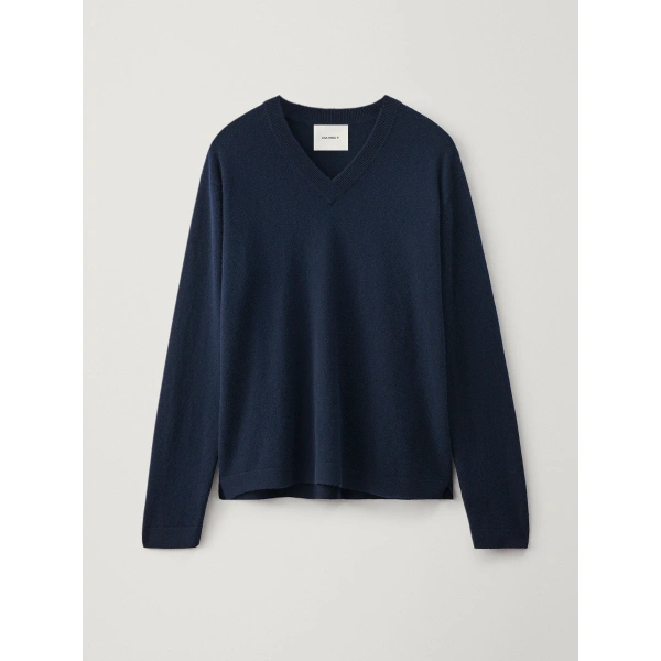 Lisa Yang Clayton Sweater in Navy | Knitwear | Coveti