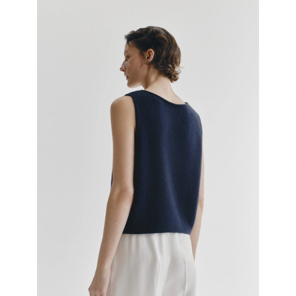 Lisa Yang Devine Vest in Navy