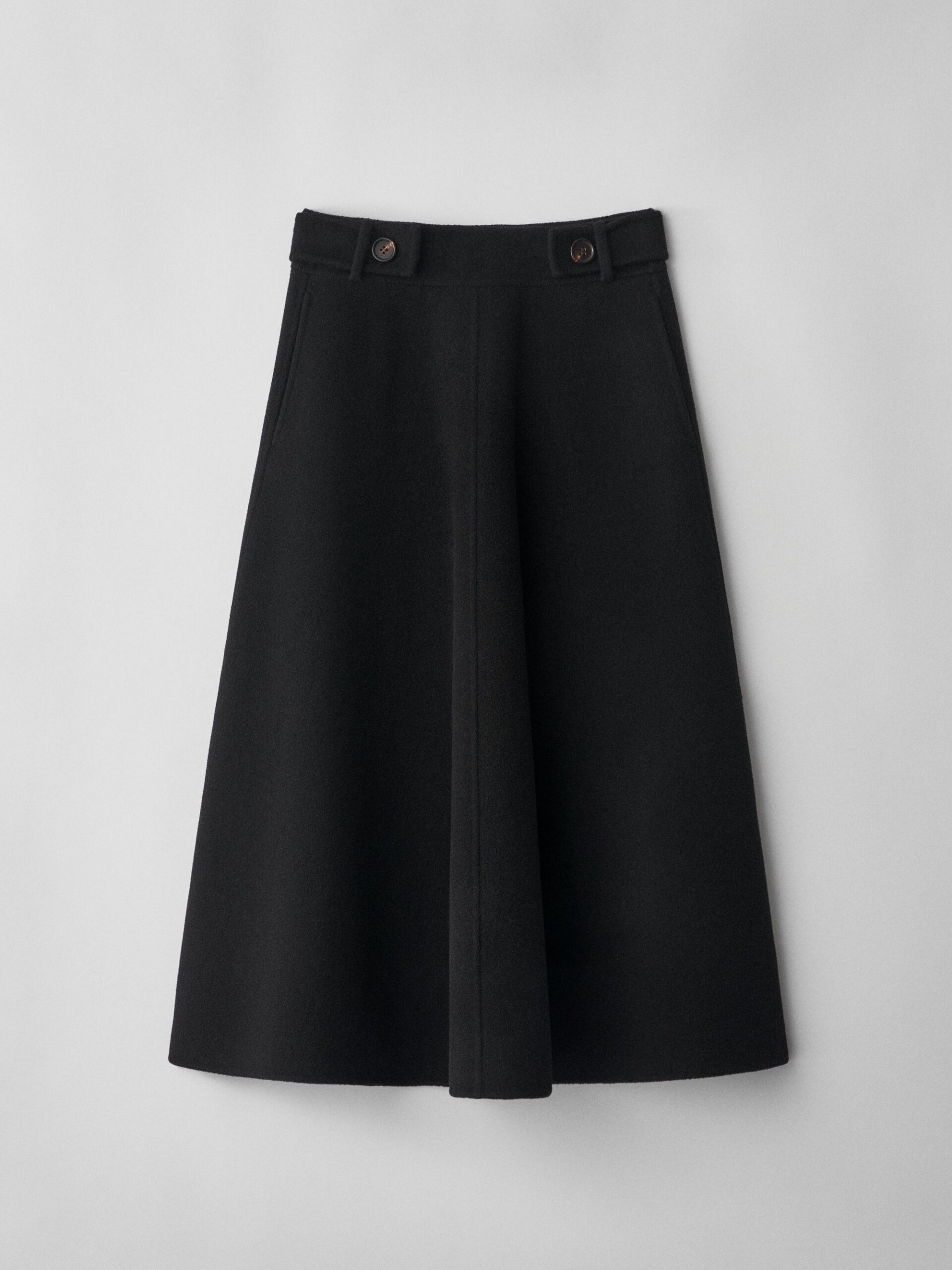 Lisa Yang Doublé Skirt in Black Lisa Yang Doublé Skirt in Black | Midi Skirts | Coveti