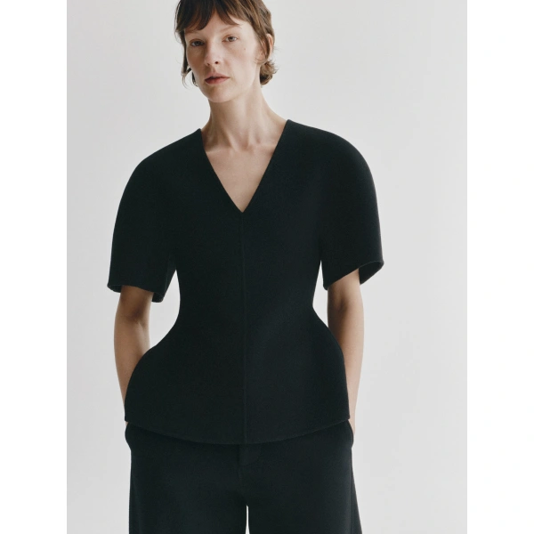 Lisa Yang Doublé V Neck Top in Black