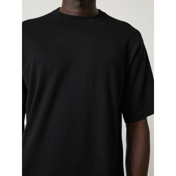 Lisa Yang Johannes T-shirt in Black