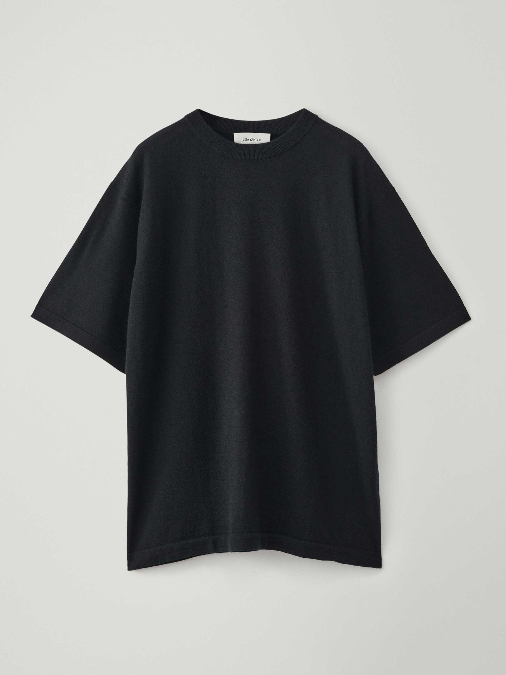 Lisa Yang Johannes T-shirt in Black Lisa Yang Johannes T-shirt in Black | T-Shirts | Coveti