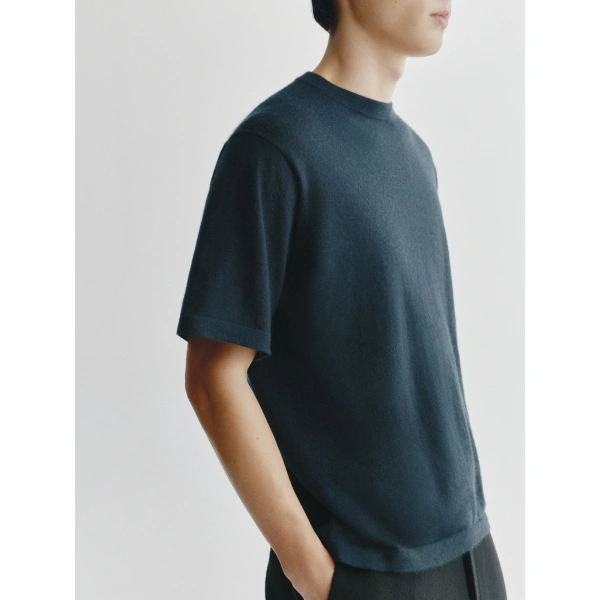Lisa Yang Johannes T-shirt in Navy