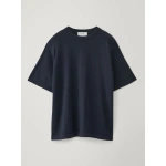 Lisa Yang Johannes T-shirt in Navy | T-Shirts | Coveti