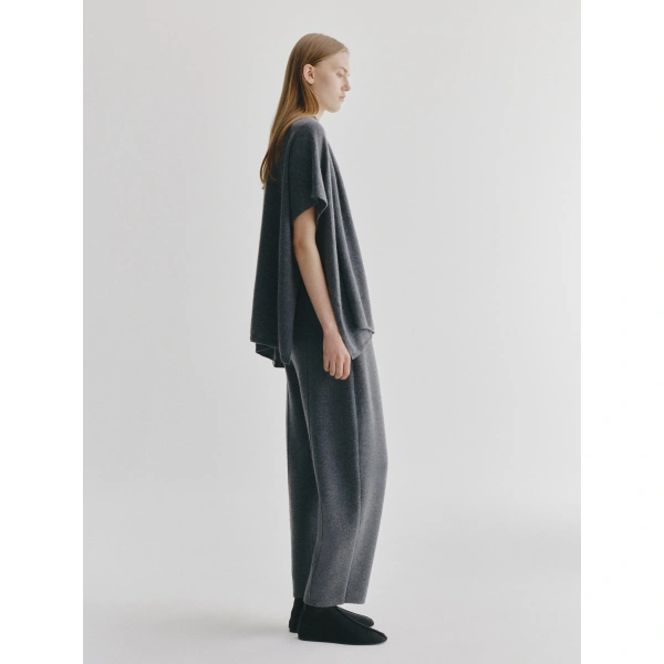 Lisa Yang Jordana Cape in Graphite