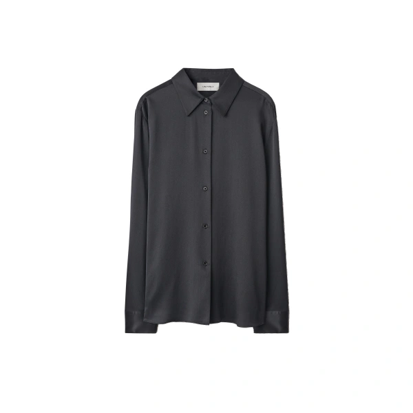 Long Sleeved Button-Up Shirt in Midnight
