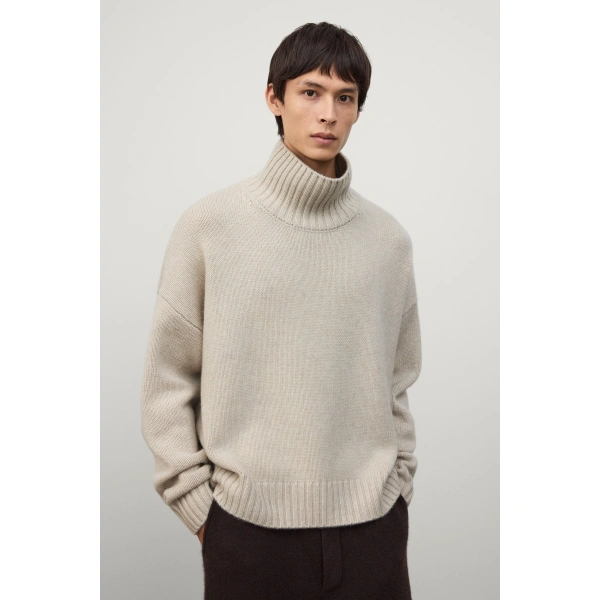 Lisa Yang Olai Sweater in Oyster
