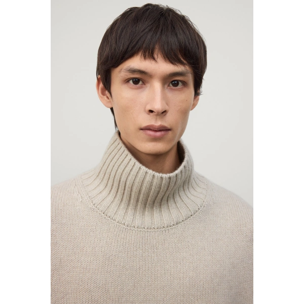 Lisa Yang Olai Sweater in Oyster