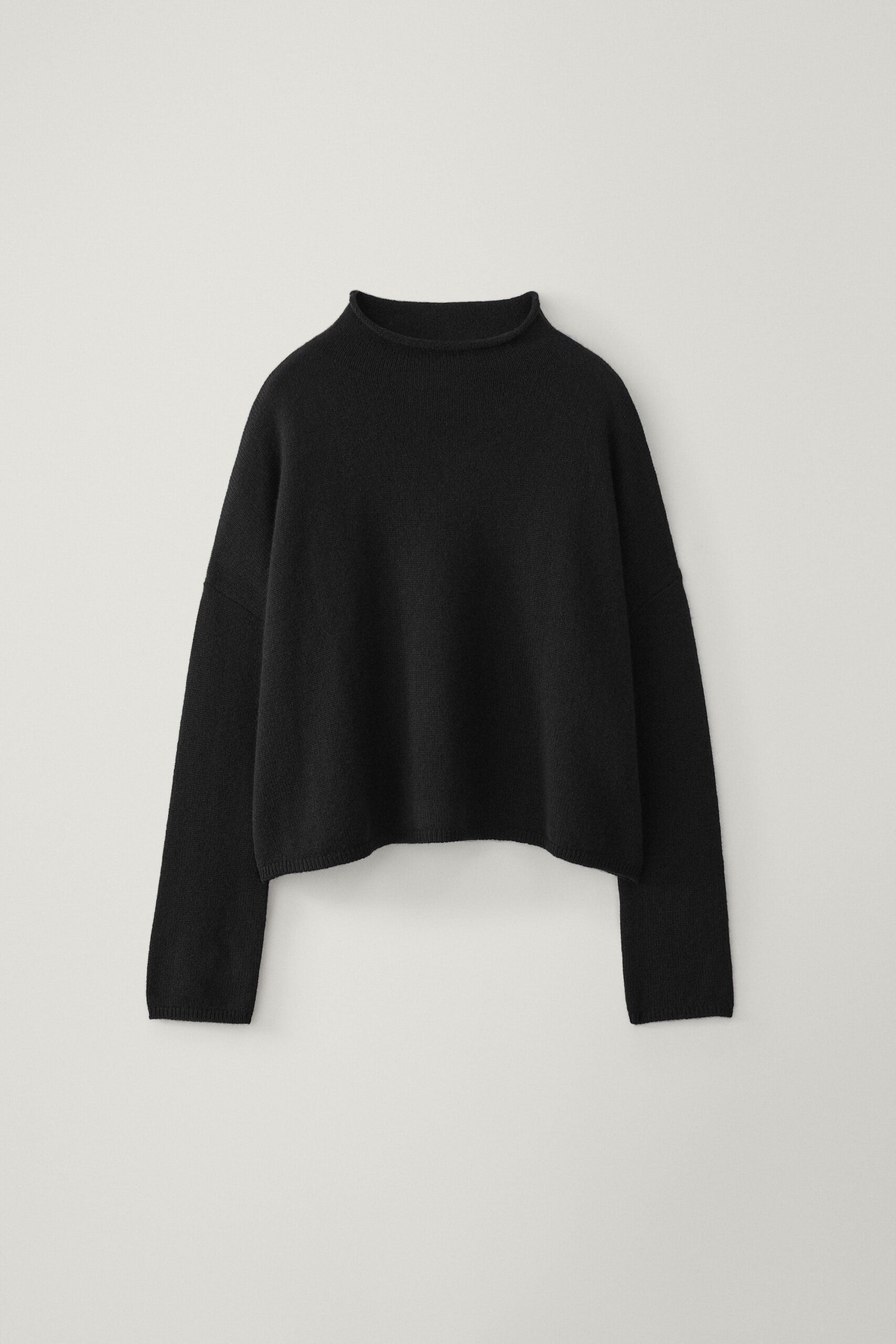 Lisa Yang Sandy Sweater in Black Lisa Yang Sandy Sweater in Black | Cashmere Sweaters | Coveti