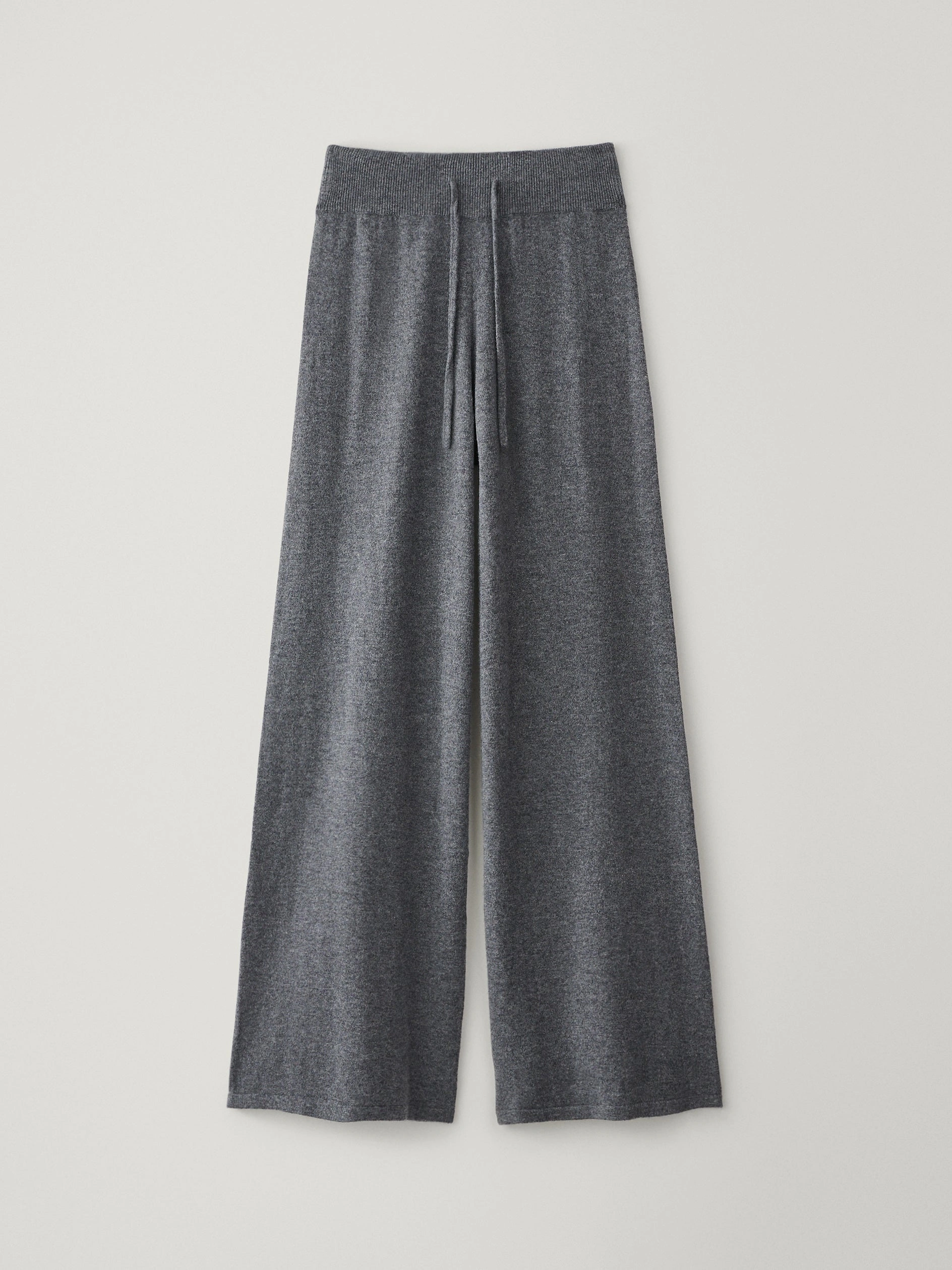 Lisa Yang Sofi Trousers in Graphite Lisa Yang Sofi Trousers in Graphite | Pants | Coveti