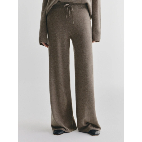 Lisa Yang Sofi Trousers in Truffle