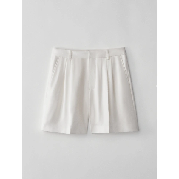 Tailored Wide Leg Shorts in Meringue