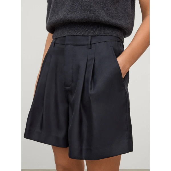 Lisa Yang Tailored Wide Leg Shorts in Midnight