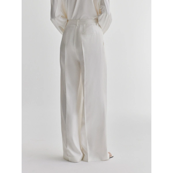 Lisa Yang Tailored Wide Leg Trousers in Meringue
